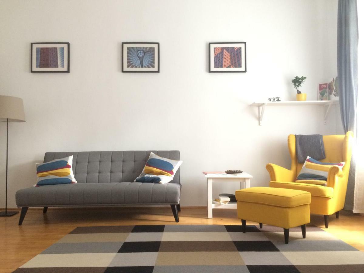 Enjoy Apartman Sopron Bagian luar foto