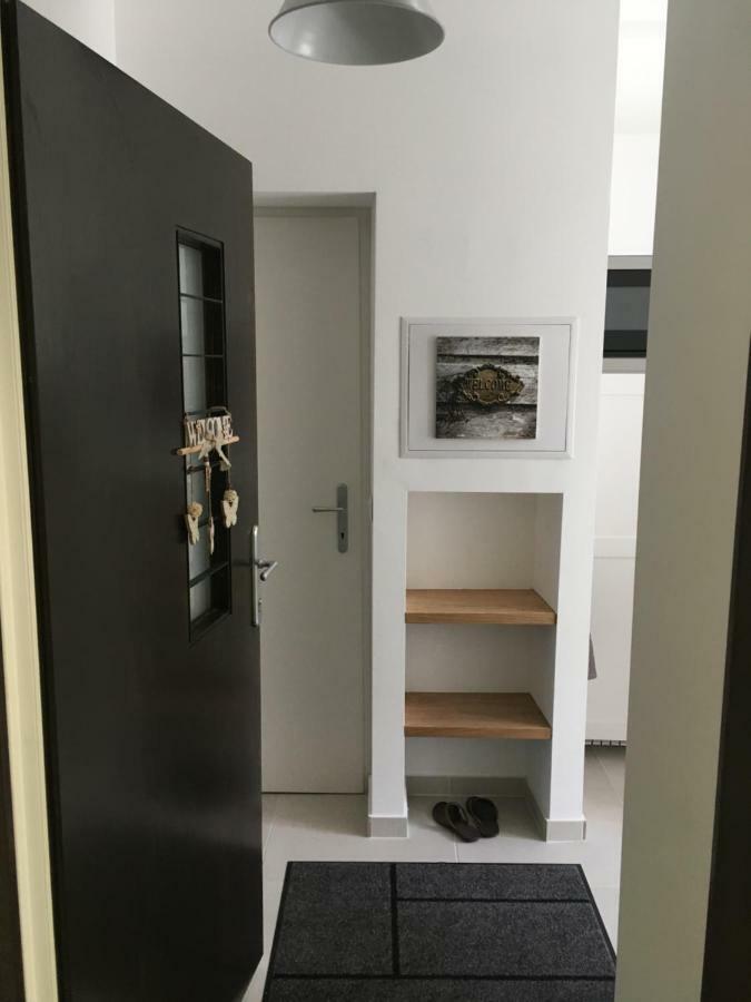 Enjoy Apartman Sopron Bagian luar foto