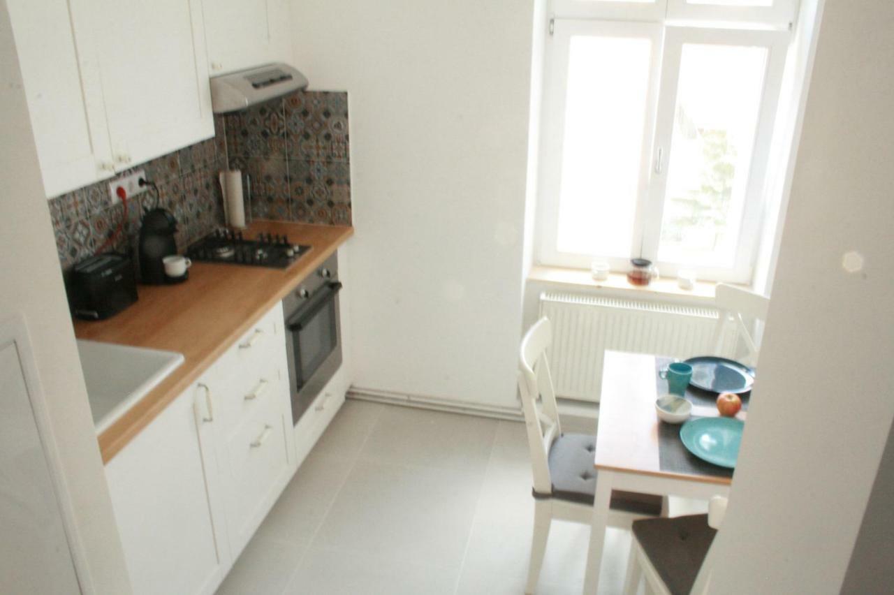 Enjoy Apartman Sopron Bagian luar foto